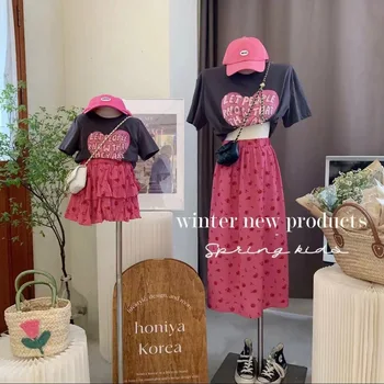 Летняя одежда для родителей и детей из двух предметов с короткими рукавами для девочек, Новая Корейская версия футболки с цветочной любовью в западном стиле + юбка, костюм-юбка