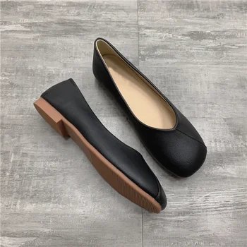 Женская обувь на плоской подошве 2024, осенняя мода, сплошной цвет, удобные повседневные однотонные светлые модные ботинки в простом стиле
