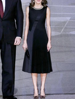 Летнее Новое женское дизайнерское модное высококачественное винтажное праздничное Рабочее место, расшитое бисером знаменитостей, Элегантное Черное платье-майка Миди