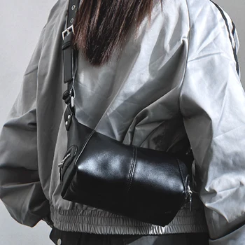 Дизайн Высококачественная женская сумка Модный широкий плечевой ремень Сумка подмышками Сумка через плечо на одно плечо Маленькая квадратная сумка