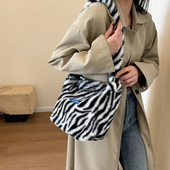 Женская универсальная сумка через плечо из текстурированного плюша большой емкости, простая модная сумка для хранения студенческого досуга.